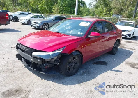 2022 Hyundai Elantra Sel z USA, uszkodzony, nr VIN KMHLS4AG2NU322046